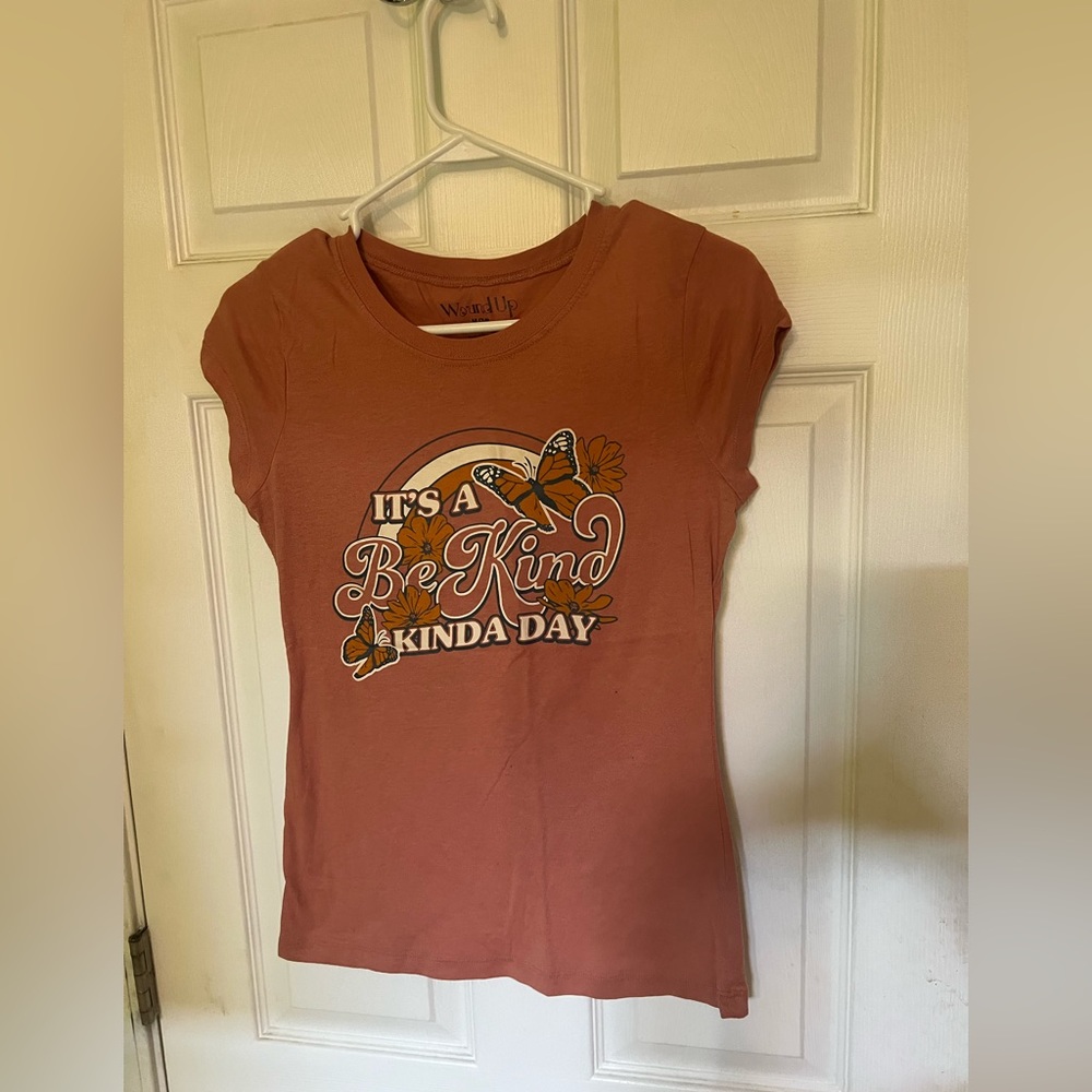 Graphic tee